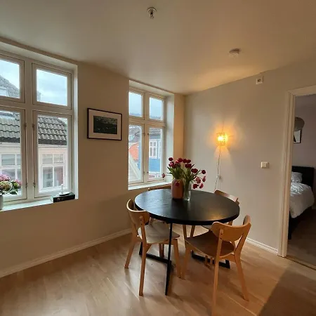 Centrally In A Charming And Peaceful Neighborhood Берген