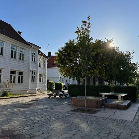 Centrally In A Charming And Peaceful Neighborhood Апартаменты Берген