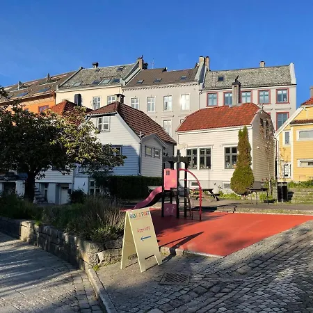 Centrally In A Charming And Peaceful Neighborhood Берген
