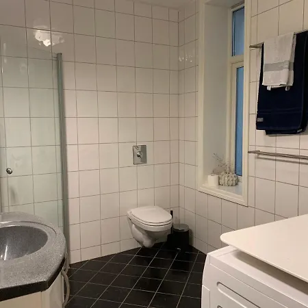 Centrally In A Charming And Peaceful Neighborhood Appartement
